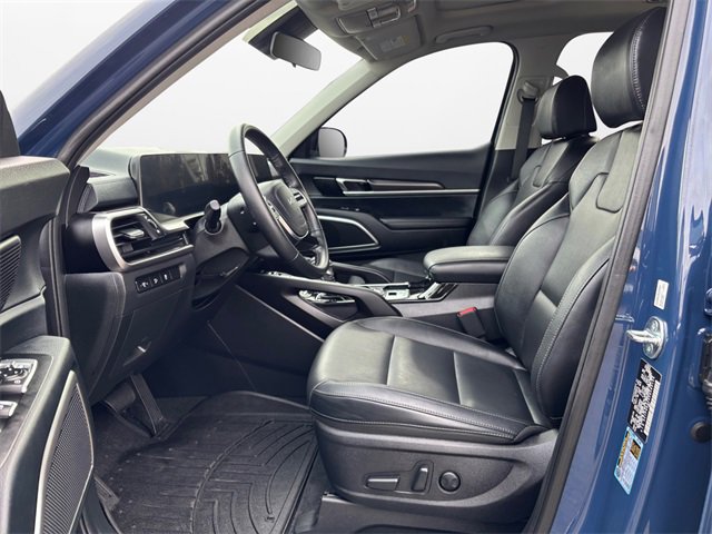 Used 2024 Kia Telluride S w/ S Sunroof Package image 9