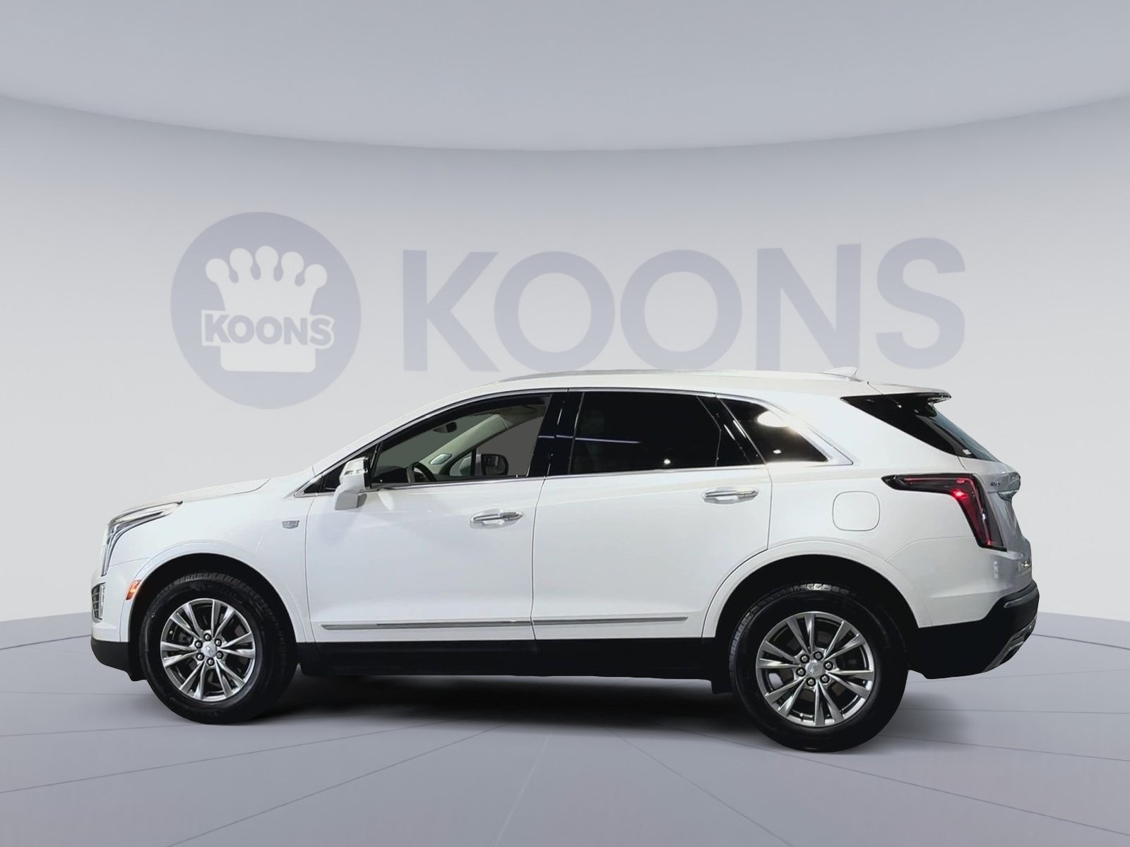 Used 2023 Cadillac XT5 Premium Luxury FWD image 7