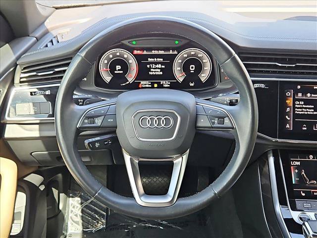 Used 2023 Audi Q8 Premium AWD/4WD image 13