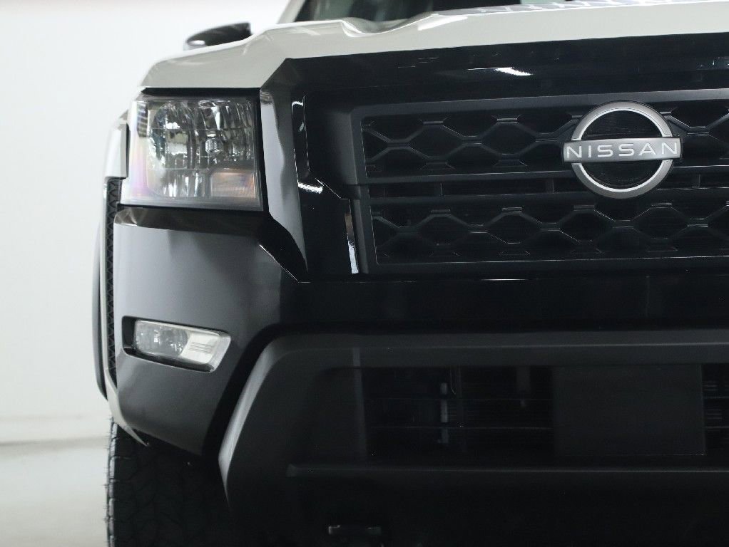 Certified 2024 Nissan Frontier SV w/ Hardbody Edition image 7
