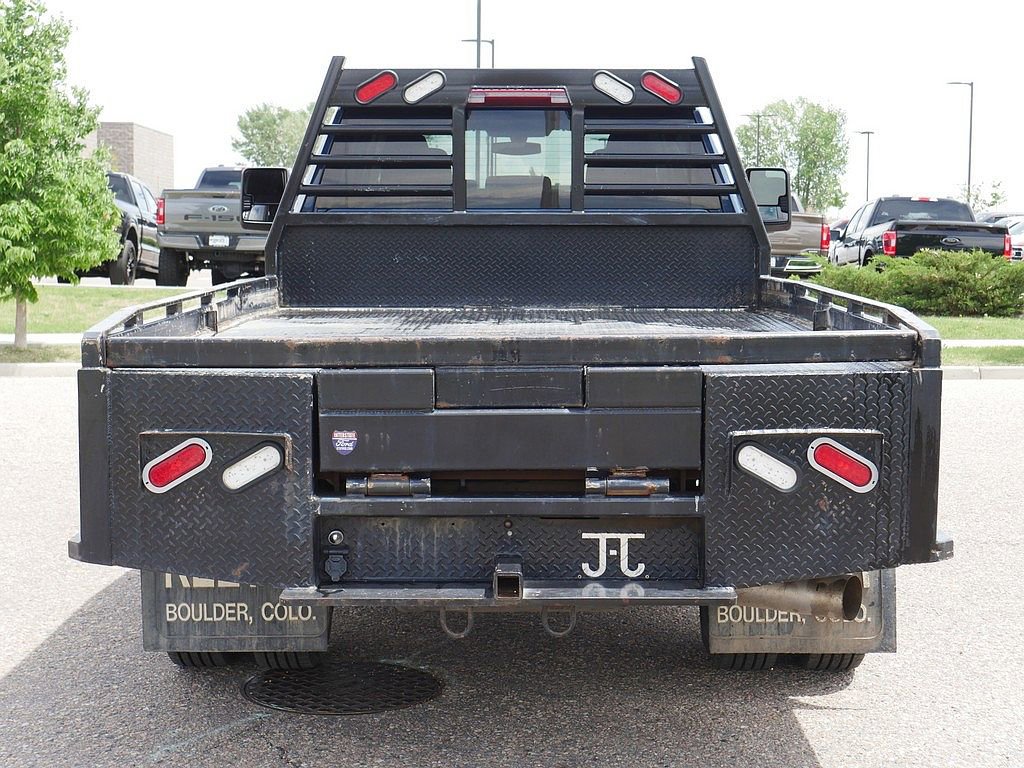 Used 2022 GMC Sierra 3500 Pro w/ Convenience Package AWD/4WD image 4