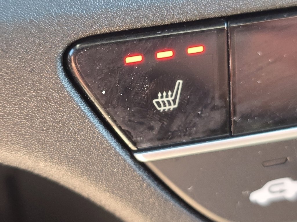 Used 2022 Honda CR-V Touring image 13