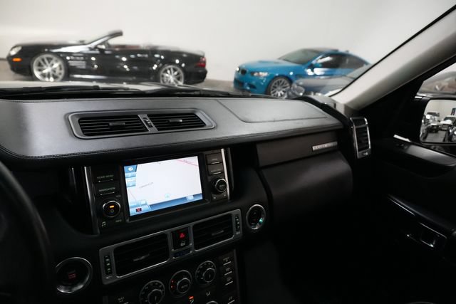 Used 2011 Land Rover Range Rover HSE LUX AWD/4WD image 22