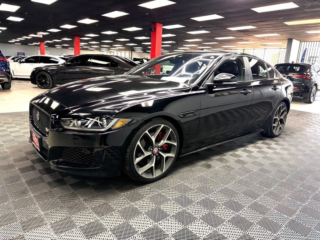Used 2018 Jaguar XE S RWD image 8