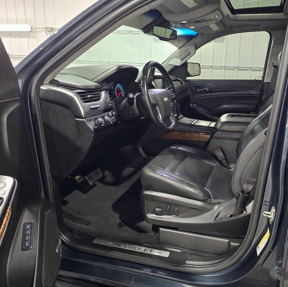 Used 2019 Chevrolet Tahoe Premier AWD/4WD image 7