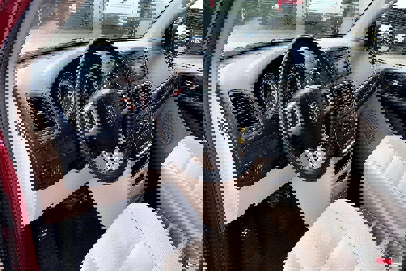 Used 2016 Dodge Grand Caravan SE w/ Quick Order Package 29E SE image 14