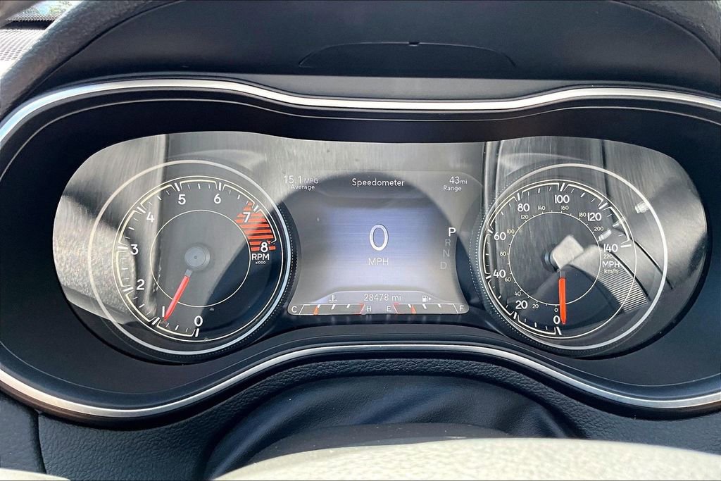 Used 2022 Jeep Cherokee Limited AWD/4WD image 10