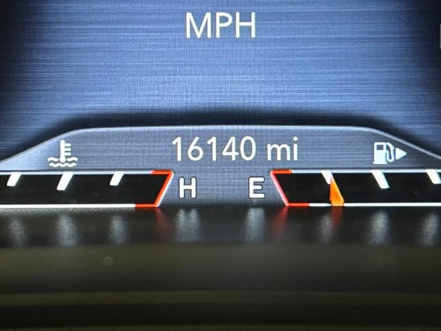 Used 2022 Jeep Cherokee Trailhawk w/ Sound & Nav Group AWD/4WD image 22