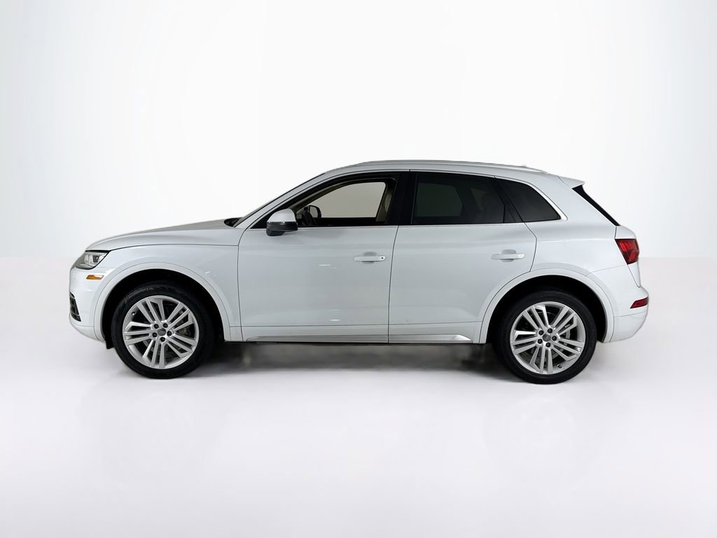 Used 2020 Audi Q5 2.0T Premium Plus w/ Premium Plus Package image 2