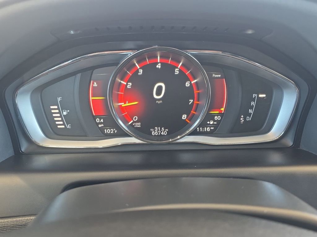 Used 2017 Volvo XC60 T6 Inscription w/ Preferred Option Package image 12