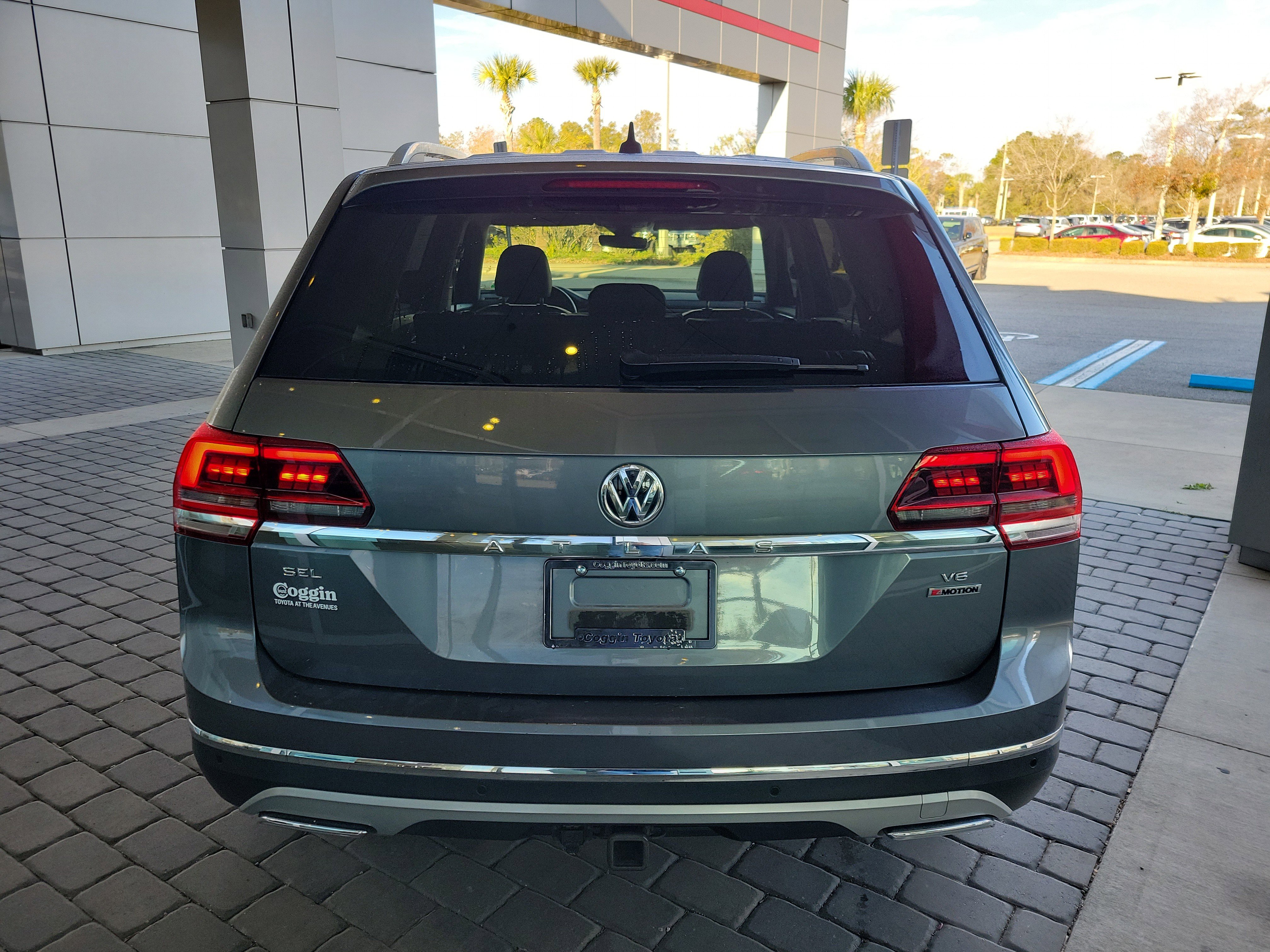 Used 2019 Volkswagen Atlas SEL image 5