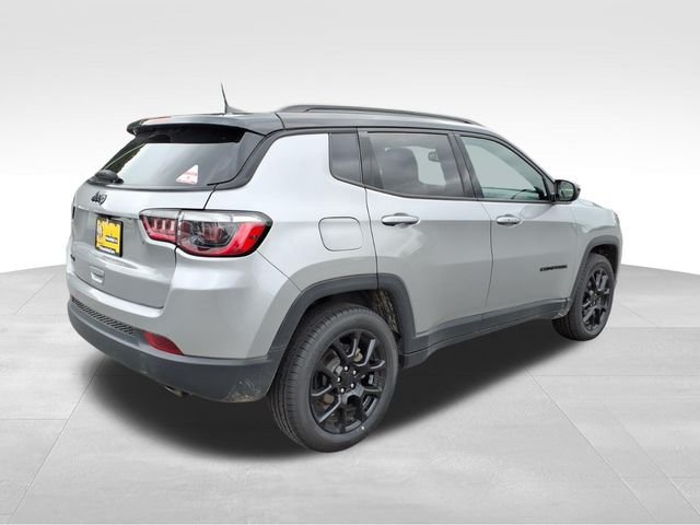 Used 2022 Jeep Compass Latitude w/ Convenience Group AWD/4WD image 12
