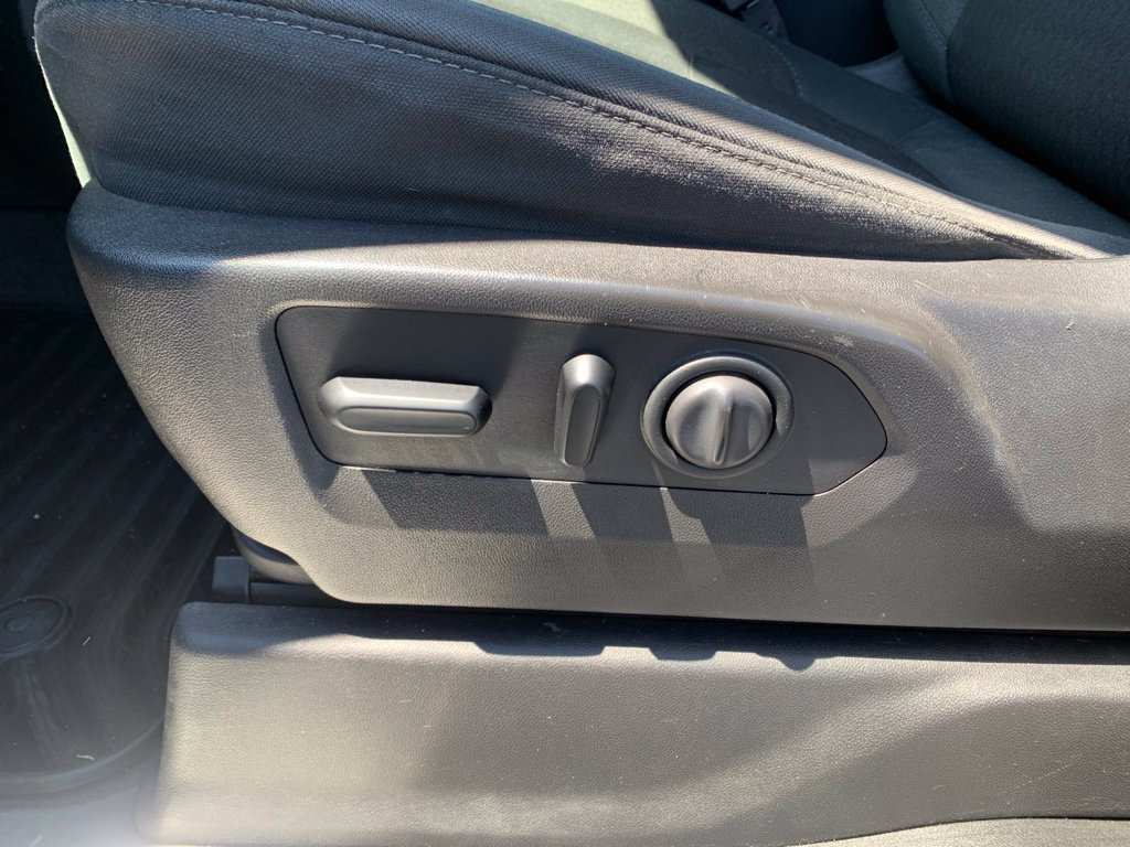 Used 2019 Chevrolet Silverado 1500 RST w/ All-Star Edition AWD/4WD image 25
