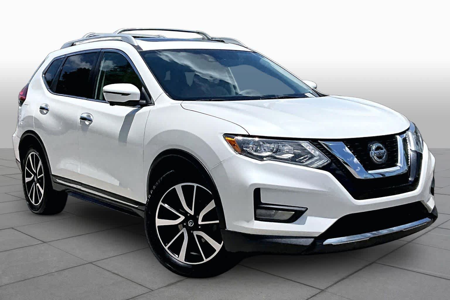 Used 2020 Nissan Rogue SL w/ Premium Package FWD image 3