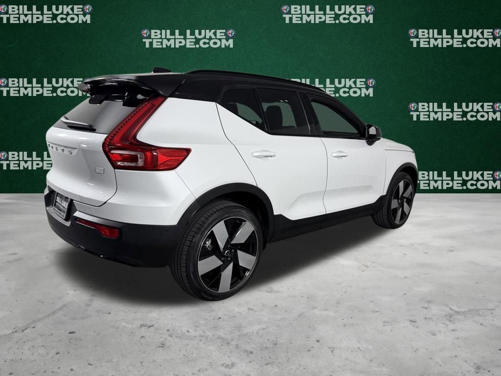 Used 2023 Volvo XC40 Recharge Ultimate w/ Protection Package Premier image 5