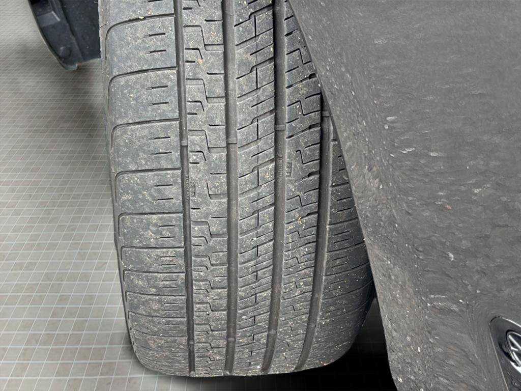 Used 2022 Genesis G70 3.3T image 11