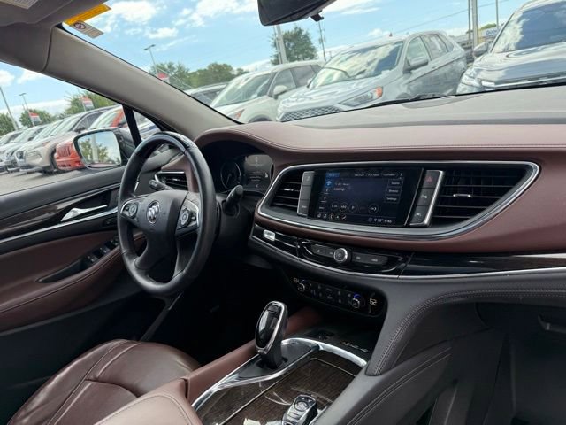 Used 2021 Buick Enclave Avenir w/ Avenir Technology Package image 16