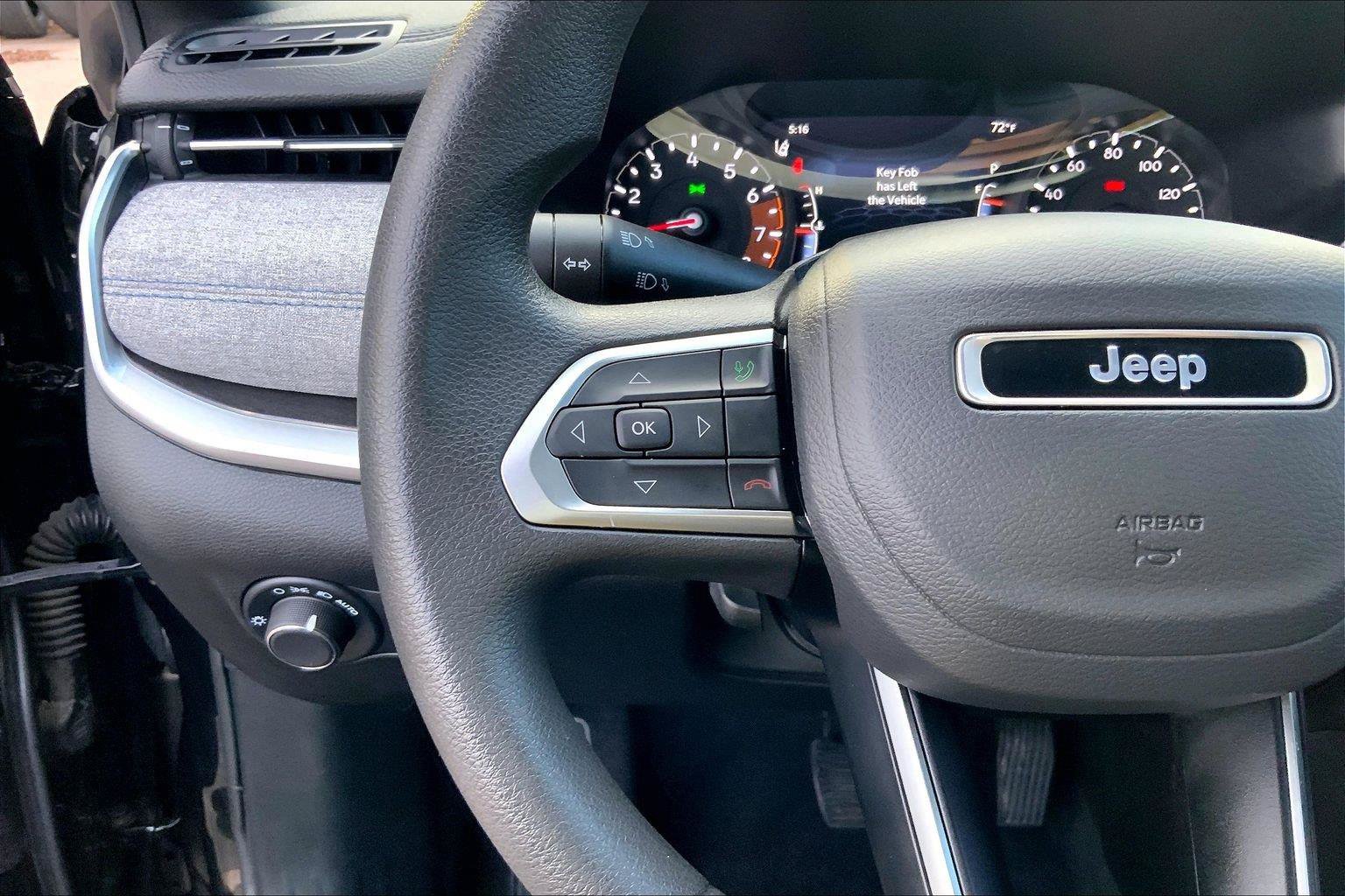 Certified 2025 Jeep Compass Sport AWD/4WD image 18