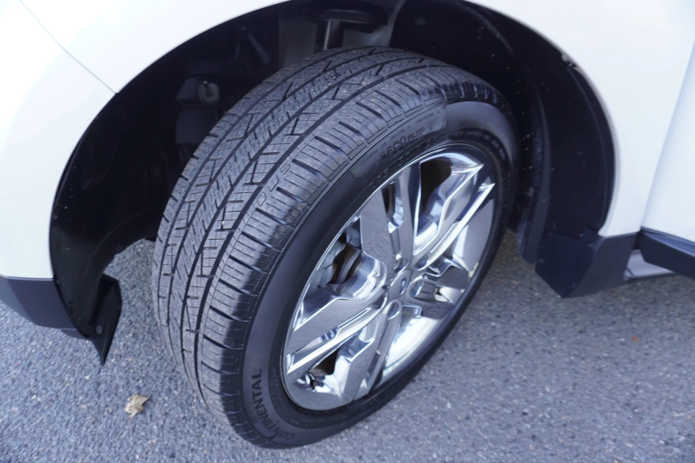 Used 2013 Ford Edge Limited image 29