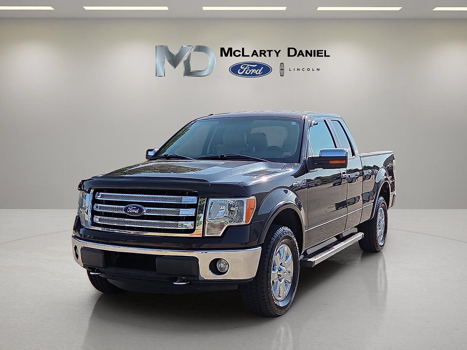 Used 2013 Ford F150 Lariat w/ Lariat Chrome Pkg AWD/4WD image 2
