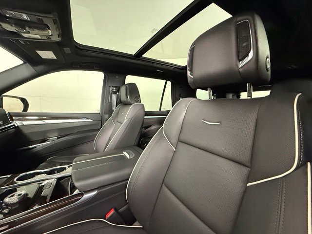 Certified 2026 Cadillac Escalade Luxury w/ Touring Package AWD/4WD image 6