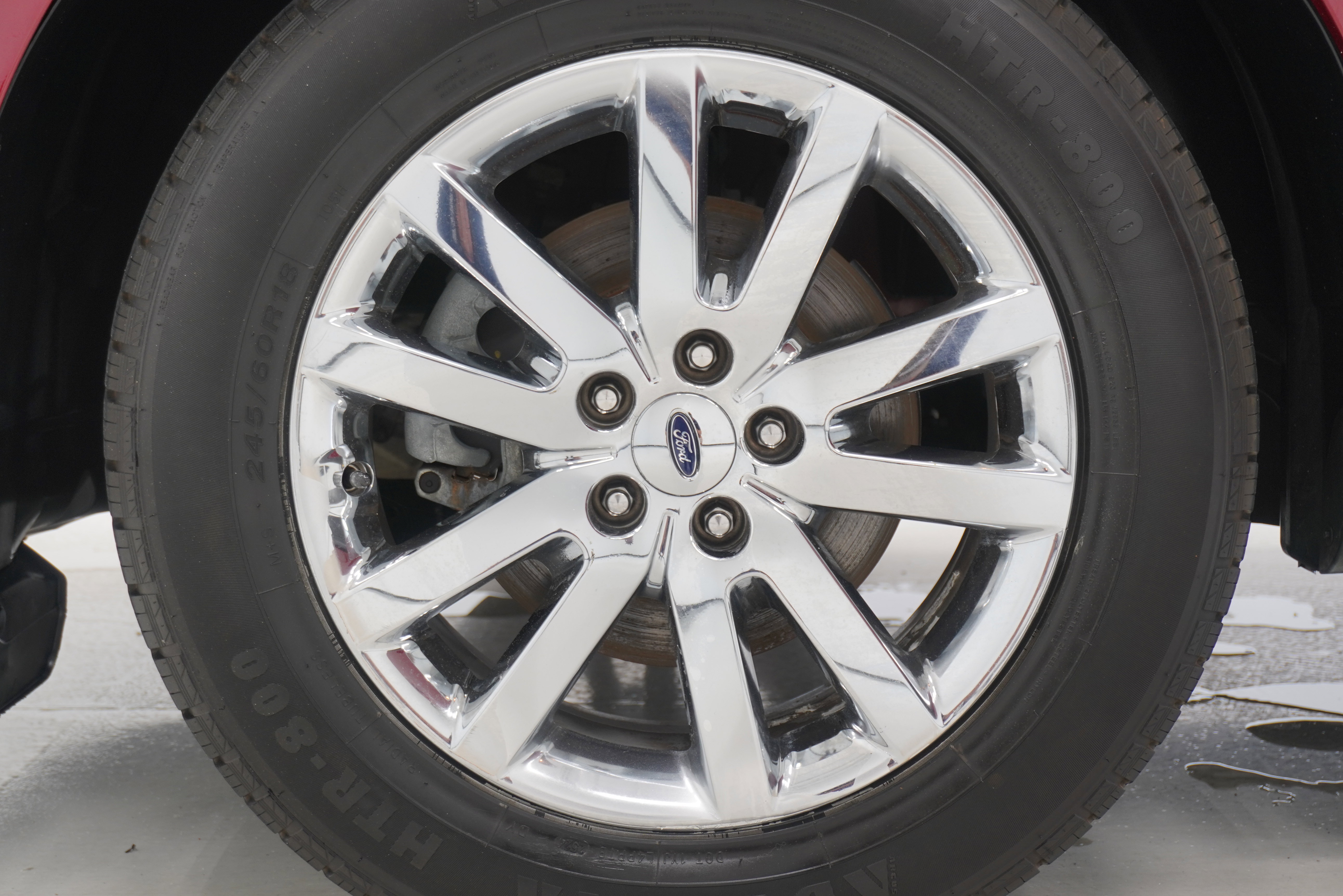 Used 2013 Ford Edge SEL FWD image 24