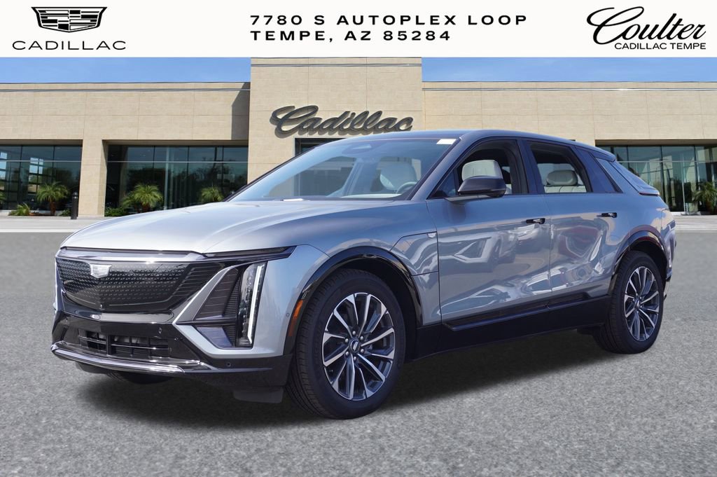 New 2025 Cadillac Lyriq Sport RWD image 4
