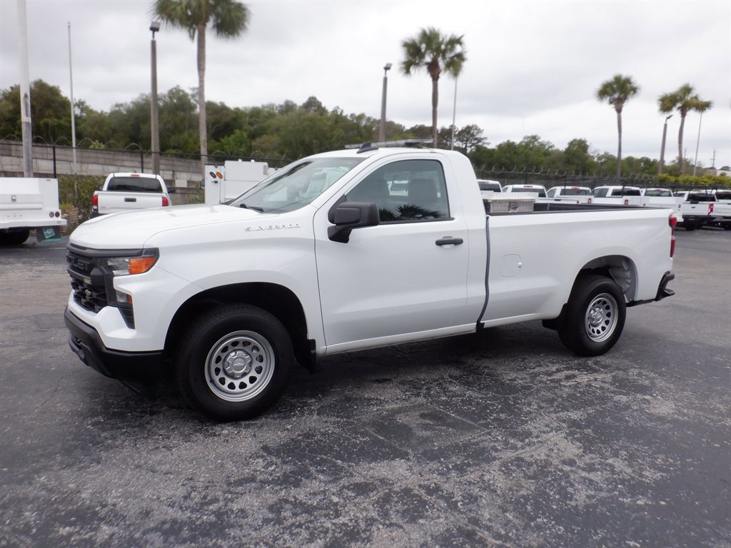 Used 2023 Chevrolet Silverado 1500 W/T w/ Trailering Package RWD image 2