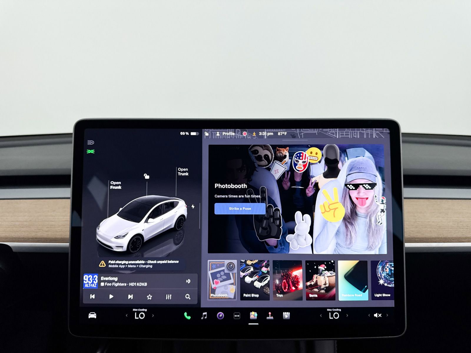 Used 2024 Tesla Model Y Performance image 25