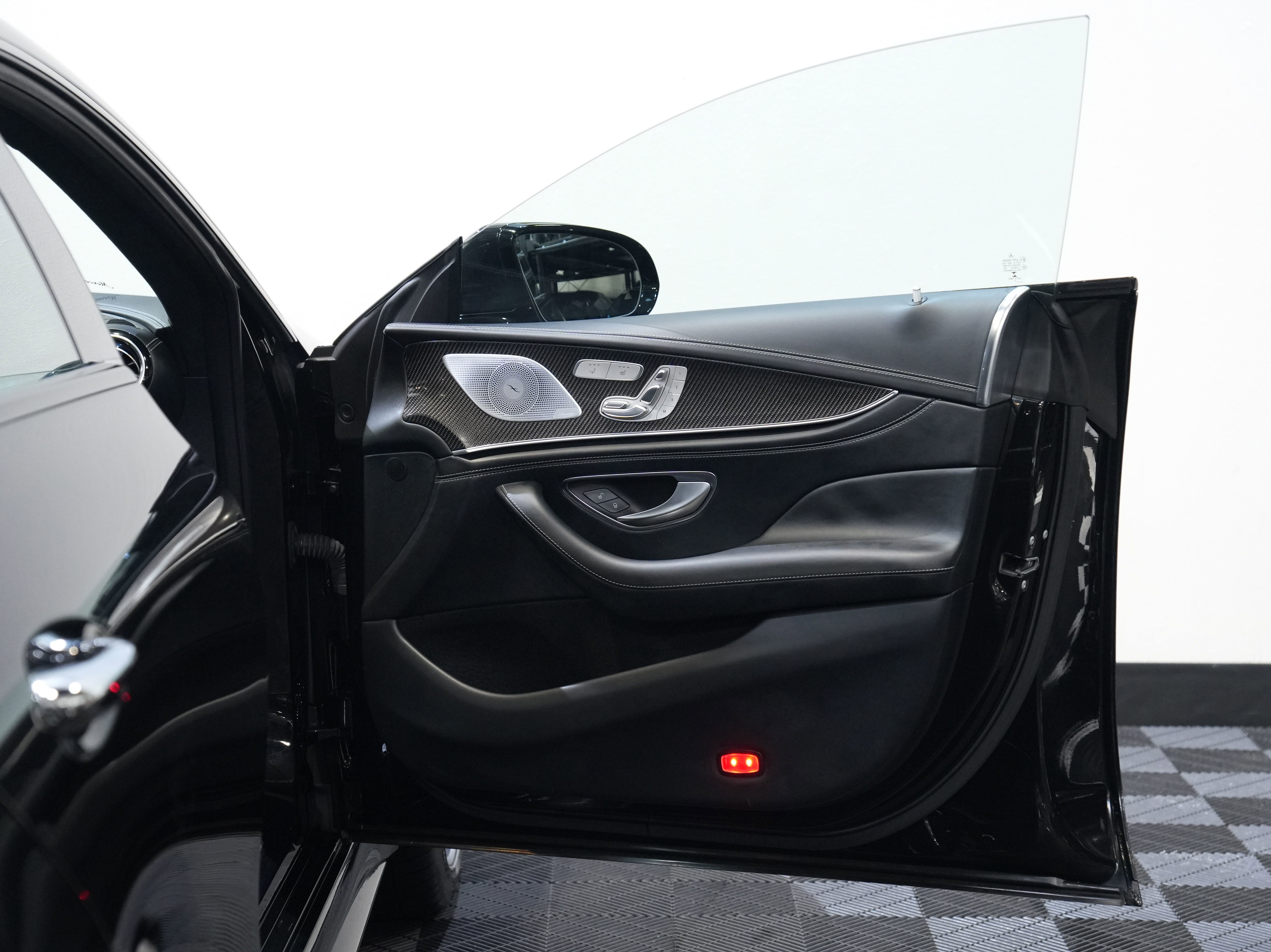 Used 2019 Mercedes-Benz AMG GT 63 S w/ Driver Assistance Package image 24