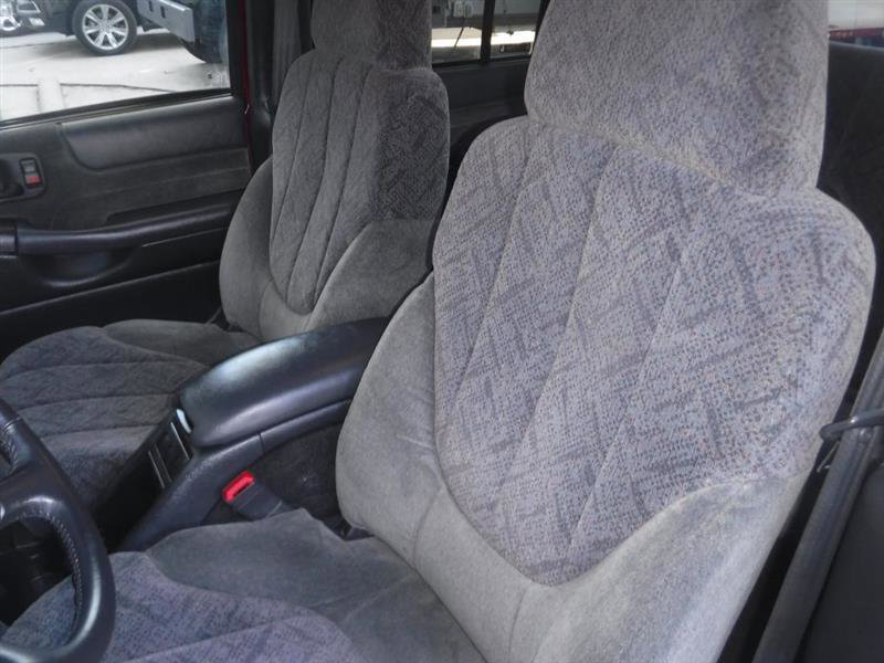 Used 2002 Chevrolet S10 Pickup LS w/ LS Preferred Equipment Group image 28