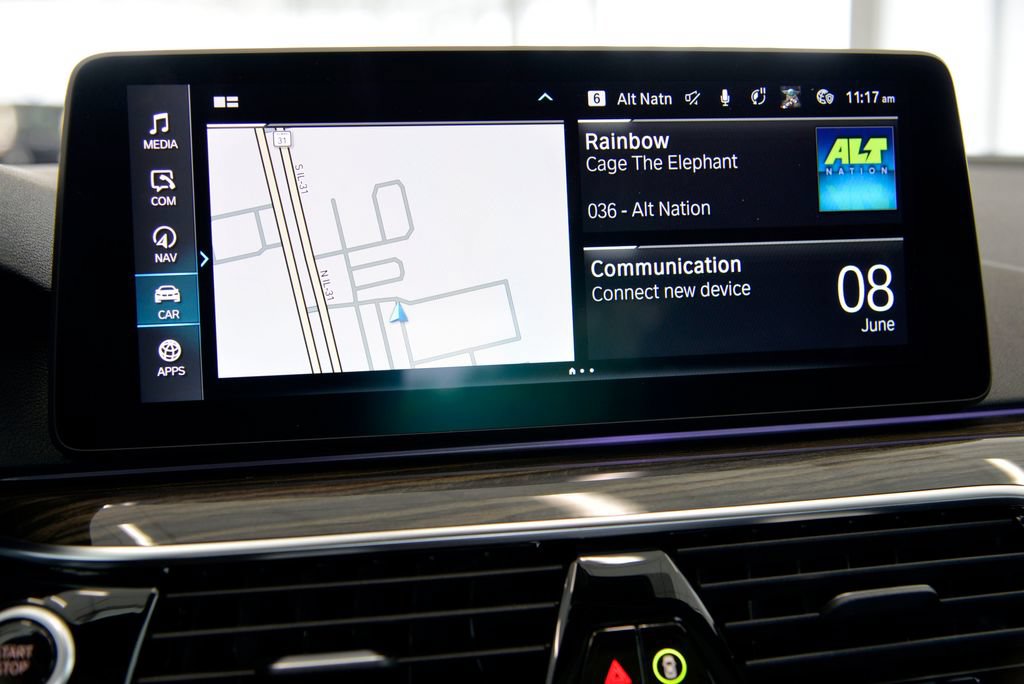 Used 2021 BMW 530e xDrive AWD/4WD image 19