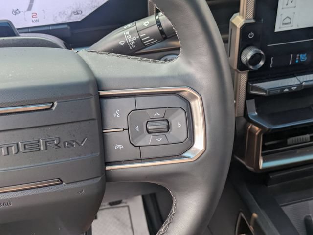 Certified 2025 GMC Hummer EV 3X AWD/4WD image 17
