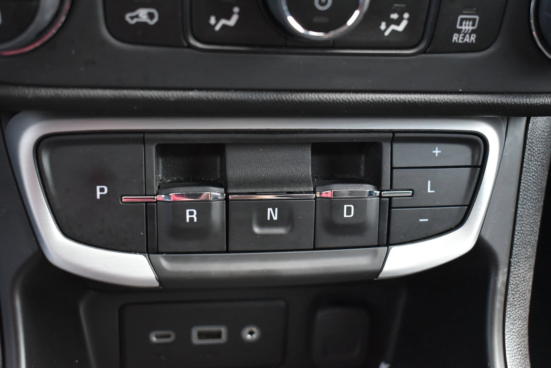 Used 2023 GMC Terrain SLE w/ Driver Convenience Package AWD/4WD image 24