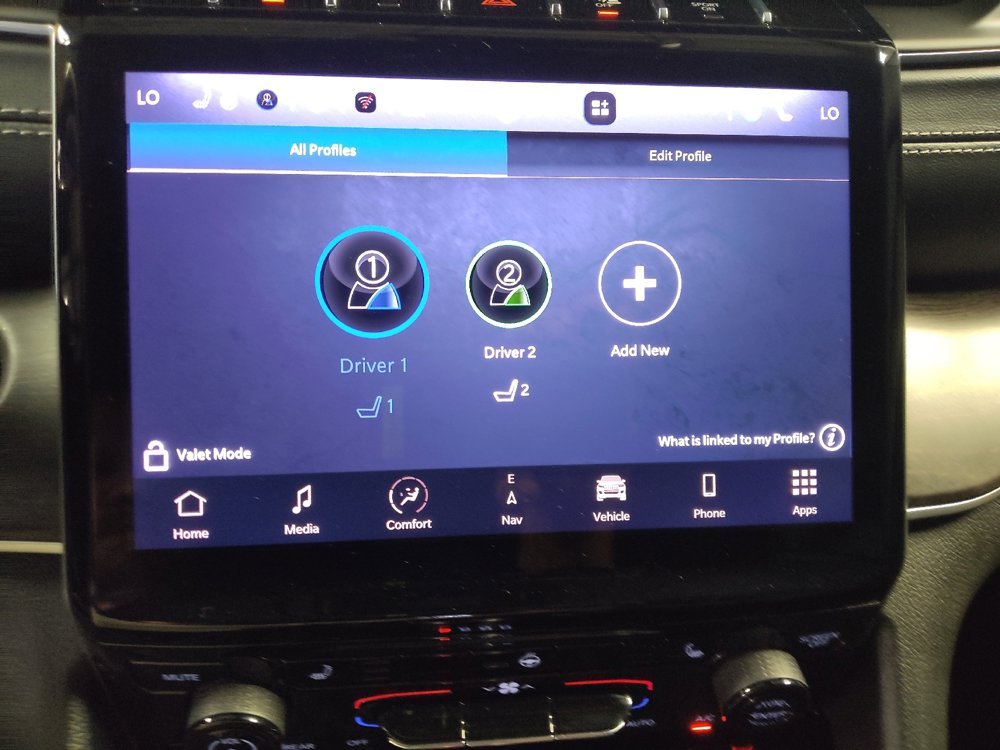 Used 2022 Jeep Grand Cherokee Limited w/ Trailer Tow Prep Group (B) RWD image 25