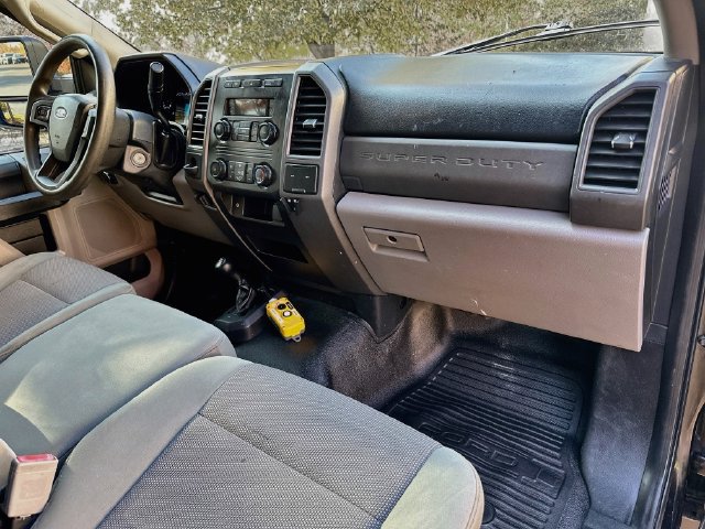 Used 2019 Ford F550 4x4 Regular Cab Super Duty image 26