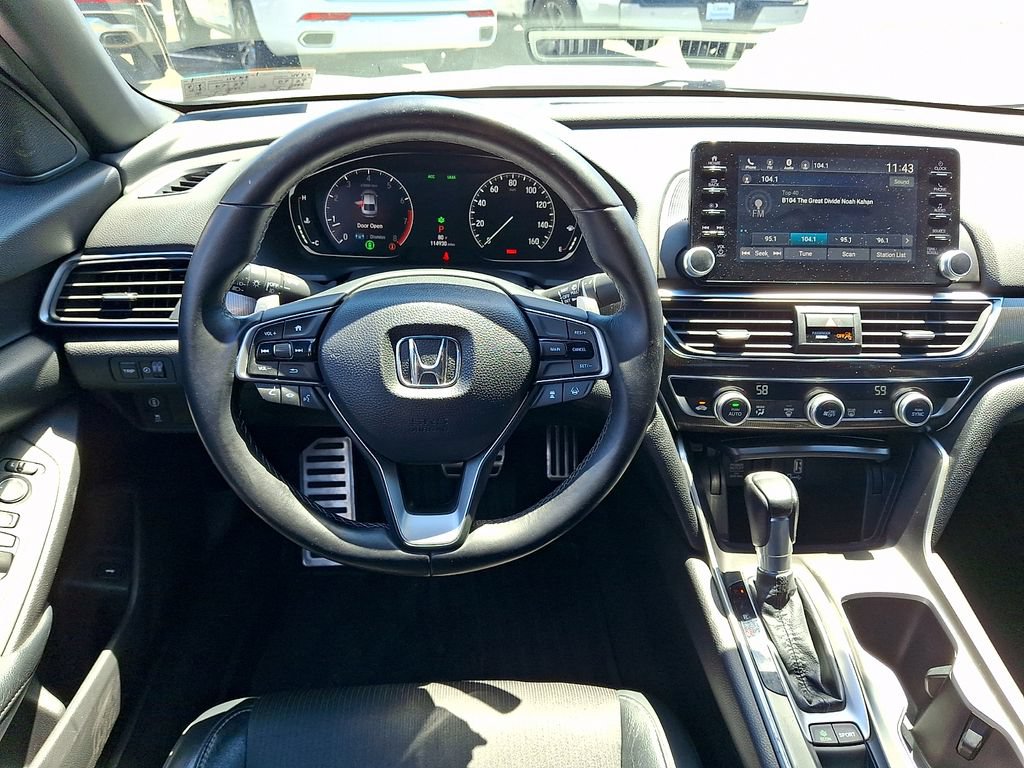 Used 2018 Honda Accord Sport image 2
