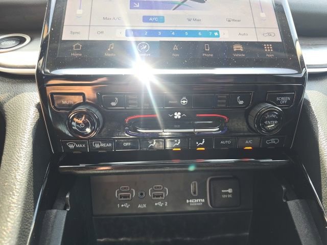 Used 2023 Jeep Grand Cherokee 4WD 4xe image 23