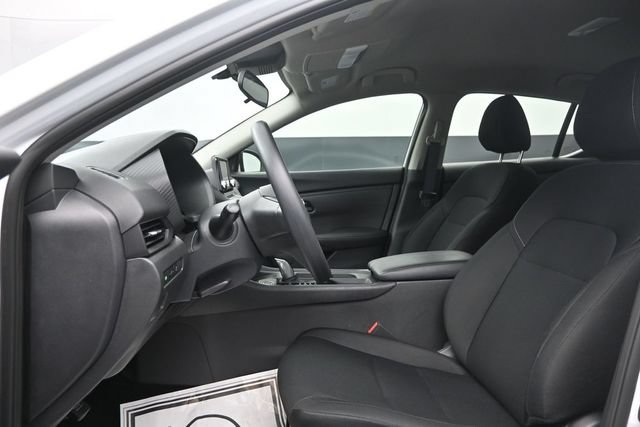 Used 2025 Nissan Sentra S FWD image 10