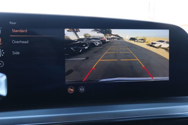 Certified 2025 Cadillac Lyriq Luxury image 19