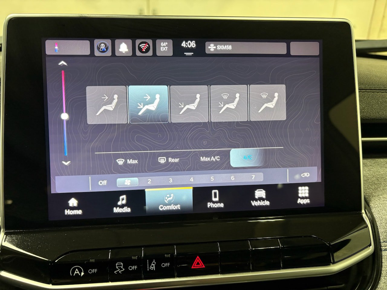 Used 2022 Jeep Compass Latitude AWD/4WD image 15