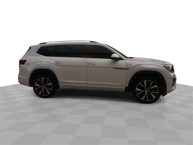 Used 2024 Volkswagen Atlas SEL Premium R-Line image 16