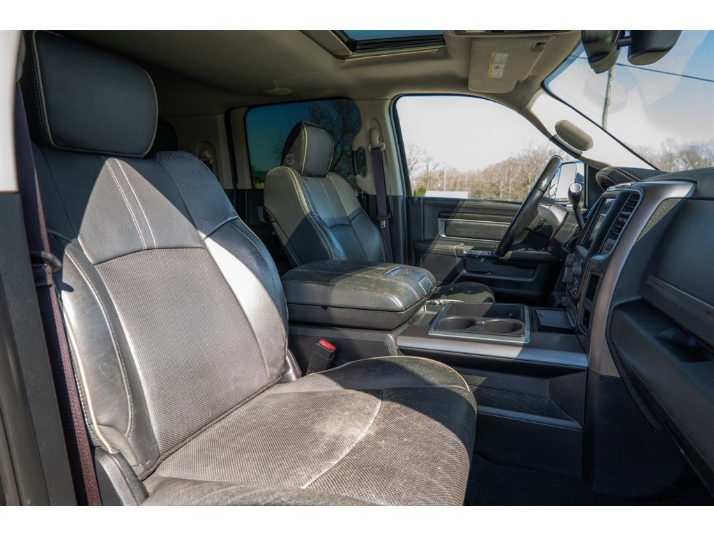 Used 2015 RAM 2500 Limited image 41