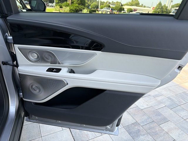 New 2026 Lincoln Nautilus Reserve AWD/4WD image 20