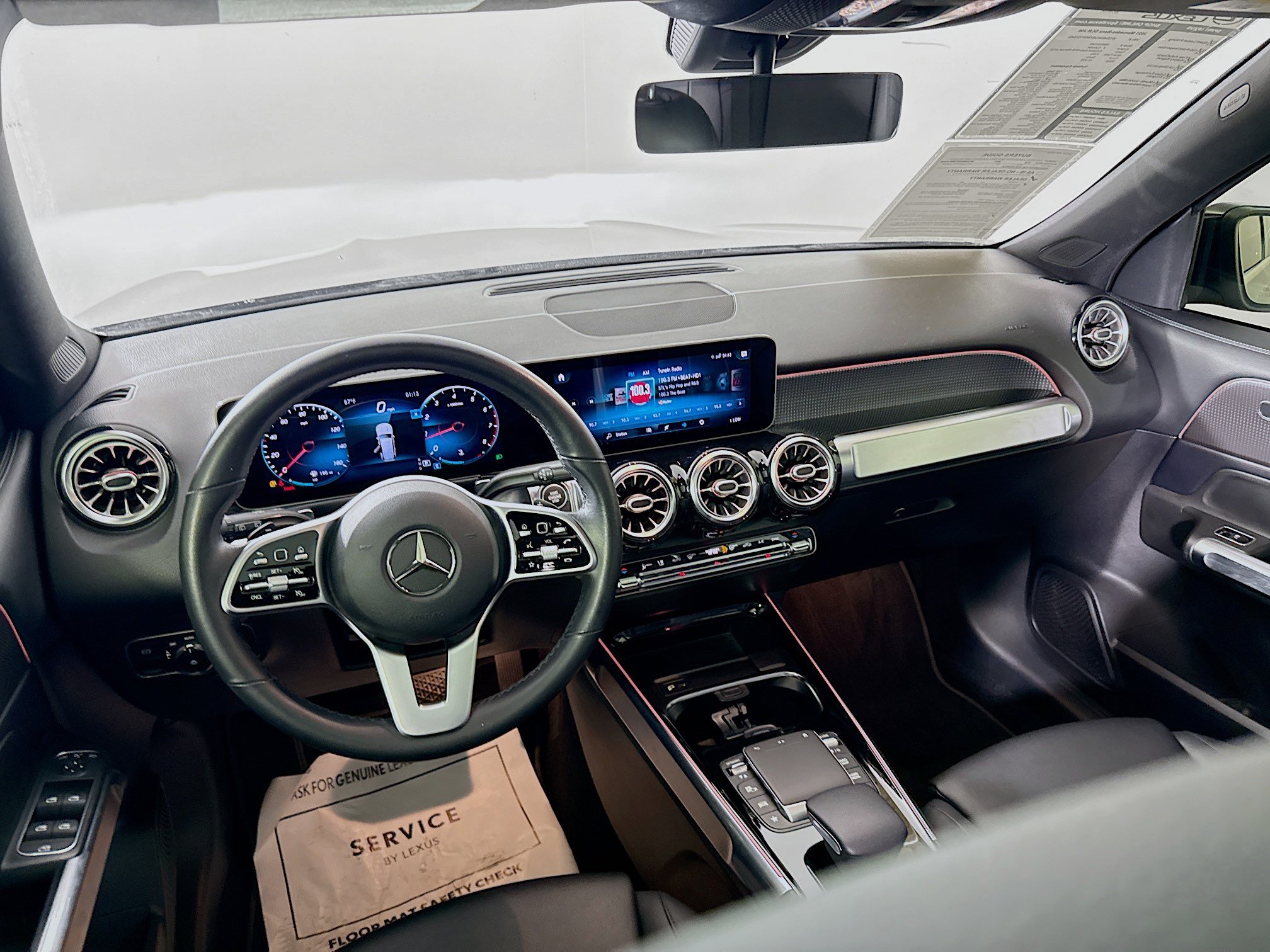 Used 2021 Mercedes-Benz GLB 250 image 23