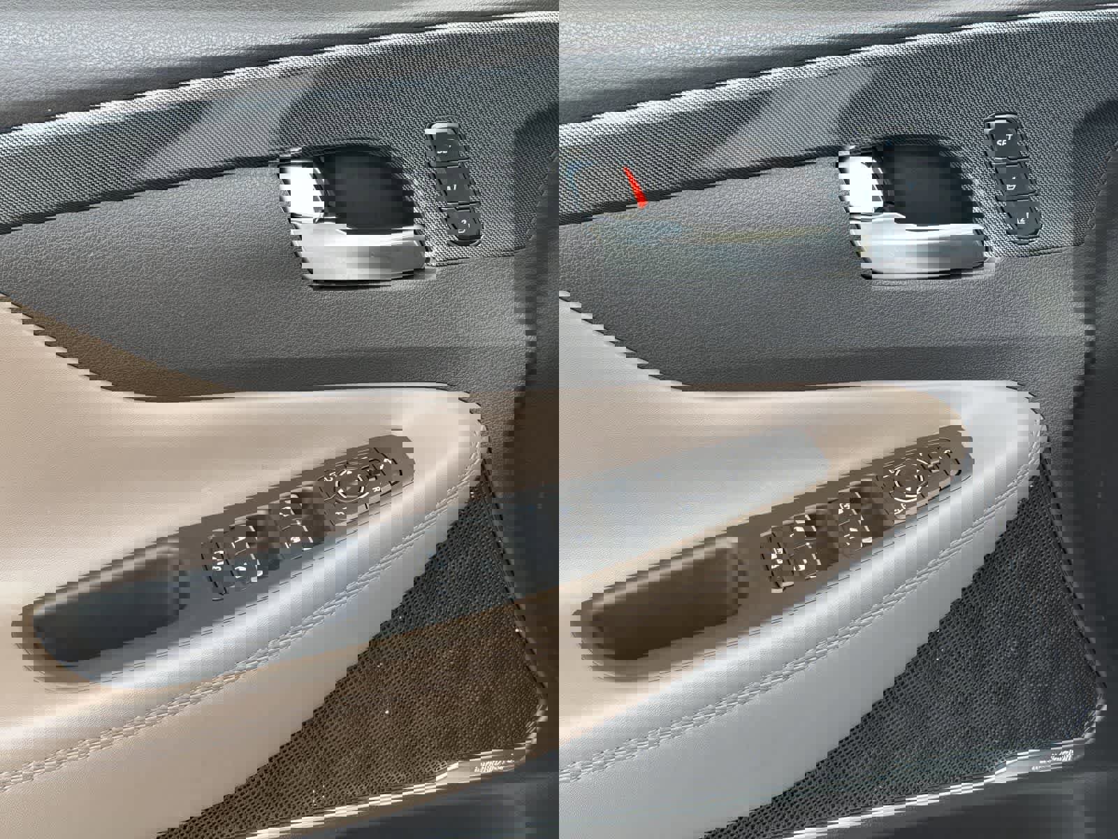 Certified 2023 Hyundai Santa Fe Limited image 13