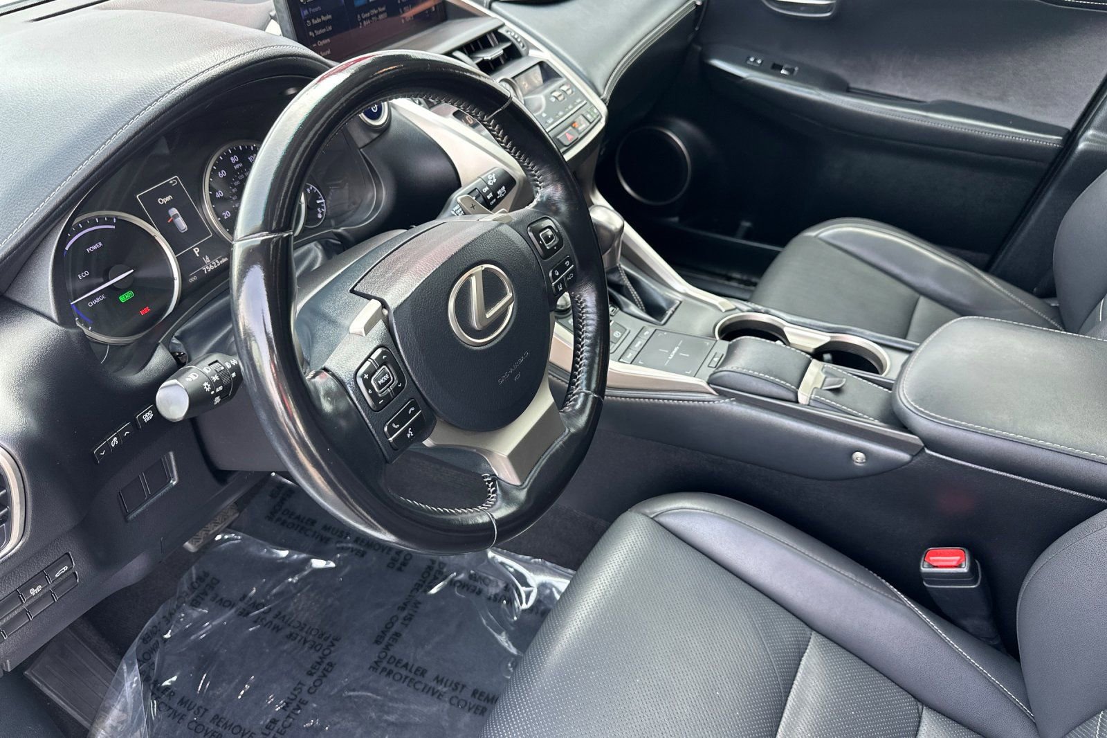 Used 2018 Lexus NX 300h AWD w/ Premium Package image 10