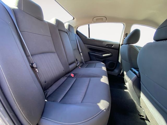 Used 2024 Nissan Altima 2.5 SV image 14