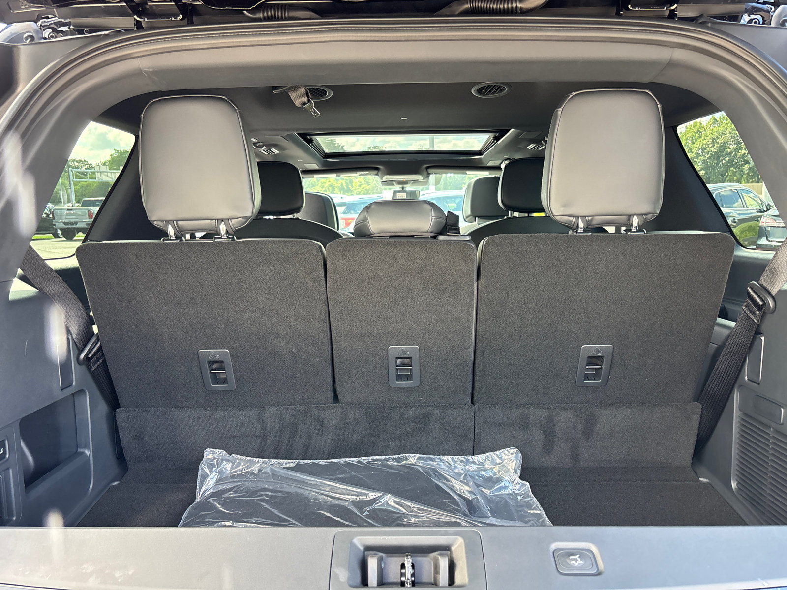 New 2027 Lincoln Navigator Reserve AWD/4WD image 9