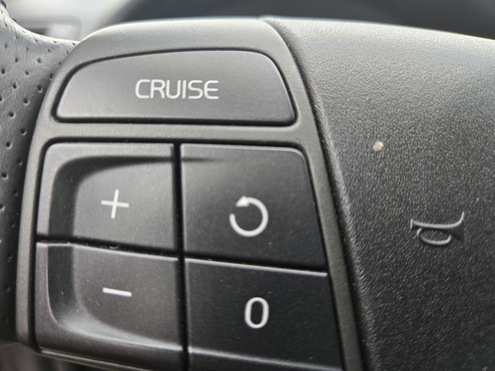 Used 2011 Volvo C30 T5 R-Design image 20